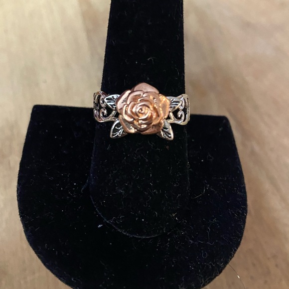 SIZE 9 RING BRIDAL WEDDING RING - Picture 1 of 4